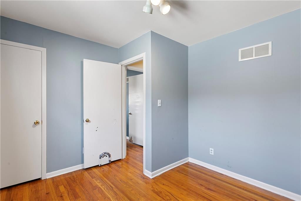 512 E 91st Street — photo 24