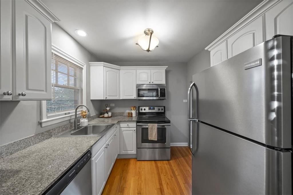 1908 W 47th Terrace — photo 7