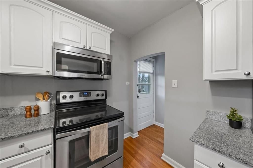 1908 W 47th Terrace — photo 11
