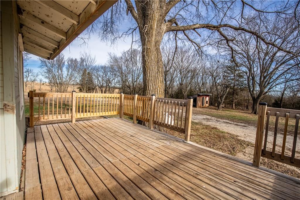 39635 Pleasant Valley Road — photo 16
