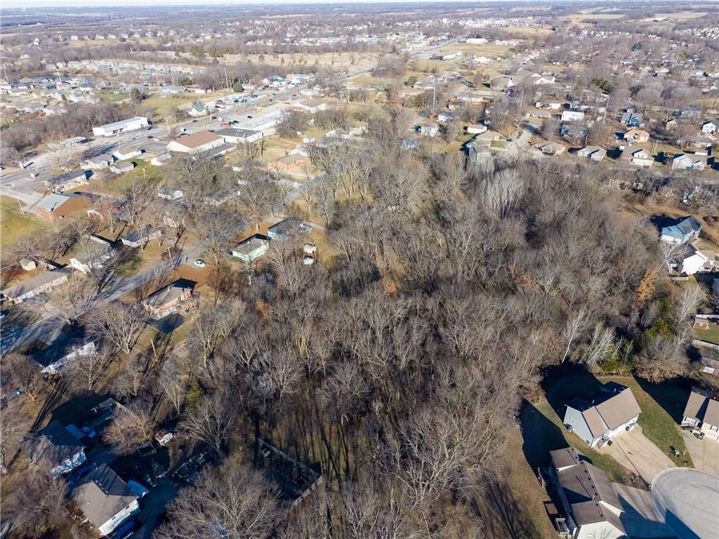 Lexington Road — photo 4