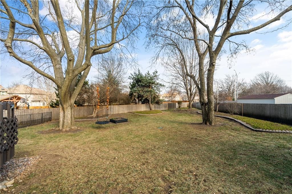 15132 W 147th Street — photo 36