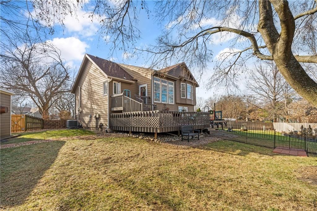 15132 W 147th Street — photo 39