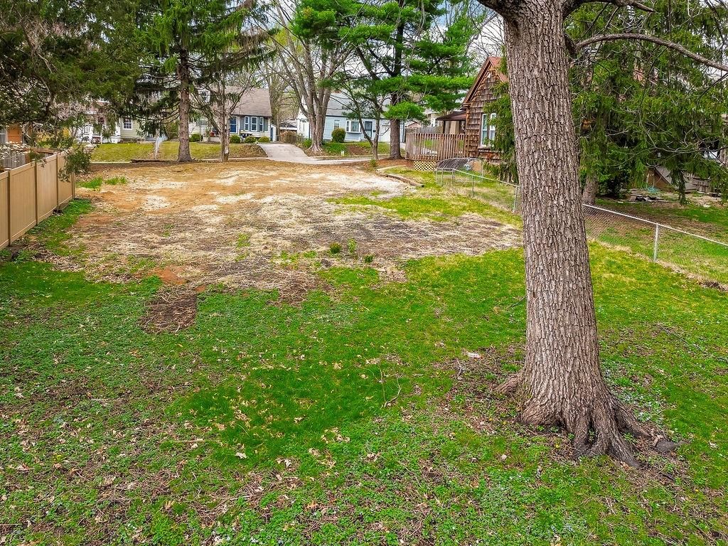 6035 Charlotte Street — photo 6