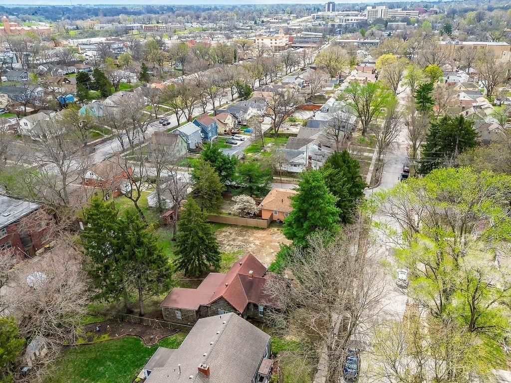 6035 Charlotte Street — photo 12
