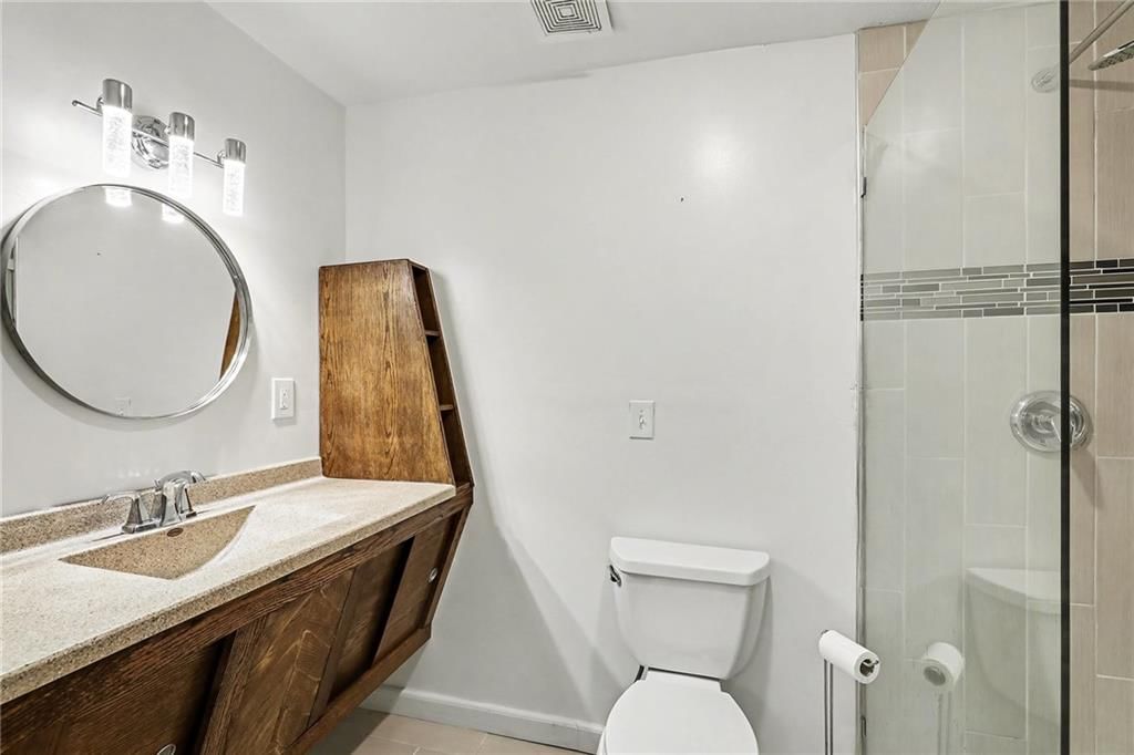 4539 Neosho Road — photo 32