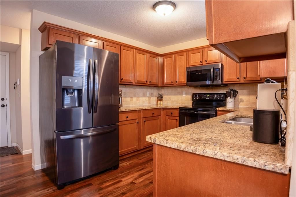 804 W 30th Street — photo 10