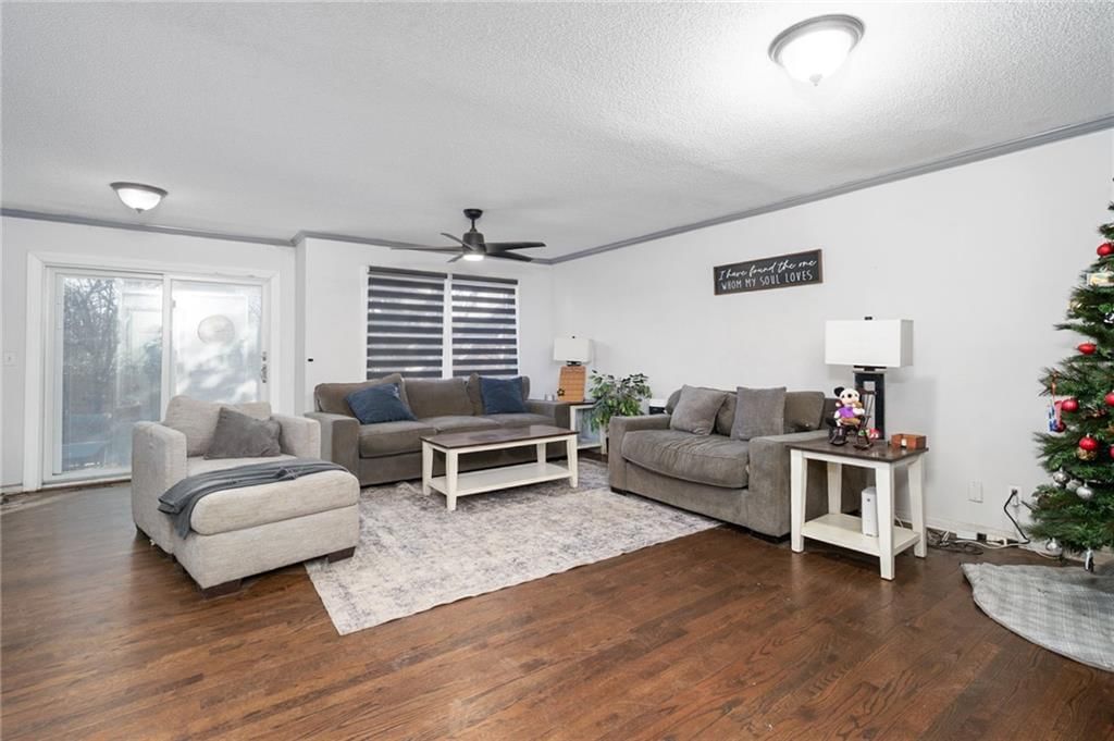21173 W 126TH Terrace — photo 9