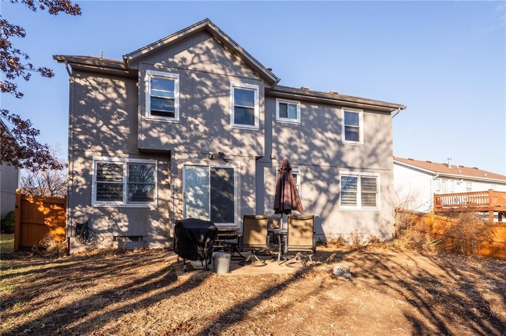 21173 W 126TH Terrace — photo 32