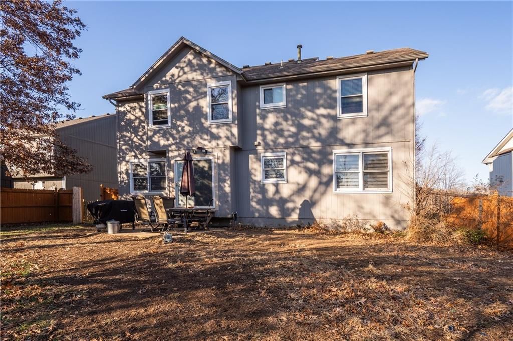 21173 W 126TH Terrace — photo 33