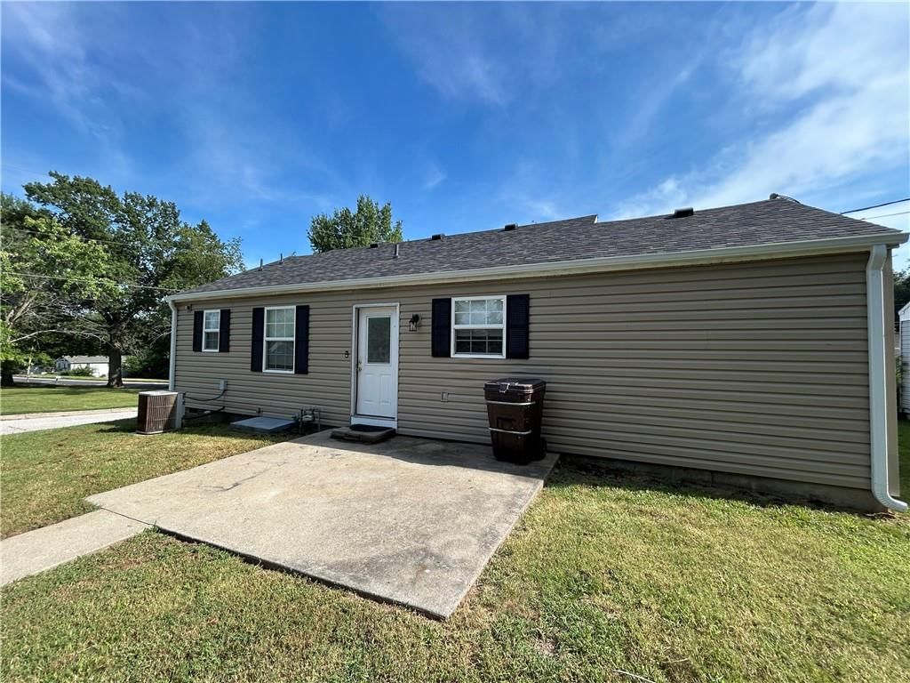 323 Hamilton Drive — photo 7