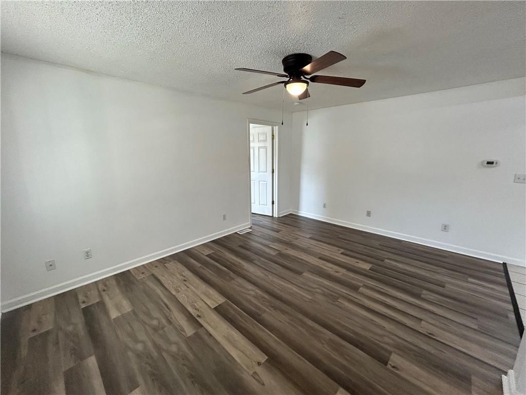 323 Hamilton Drive — photo 9