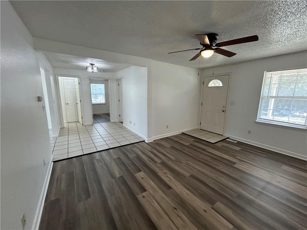 323 Hamilton Drive — photo 11