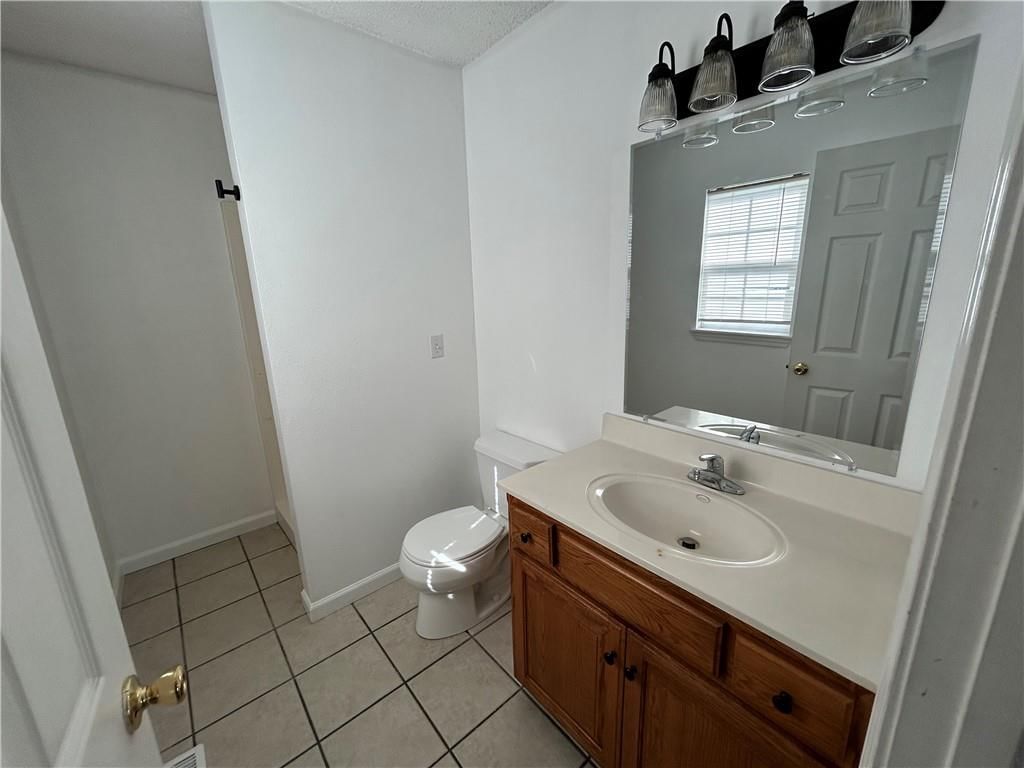 323 Hamilton Drive — photo 14