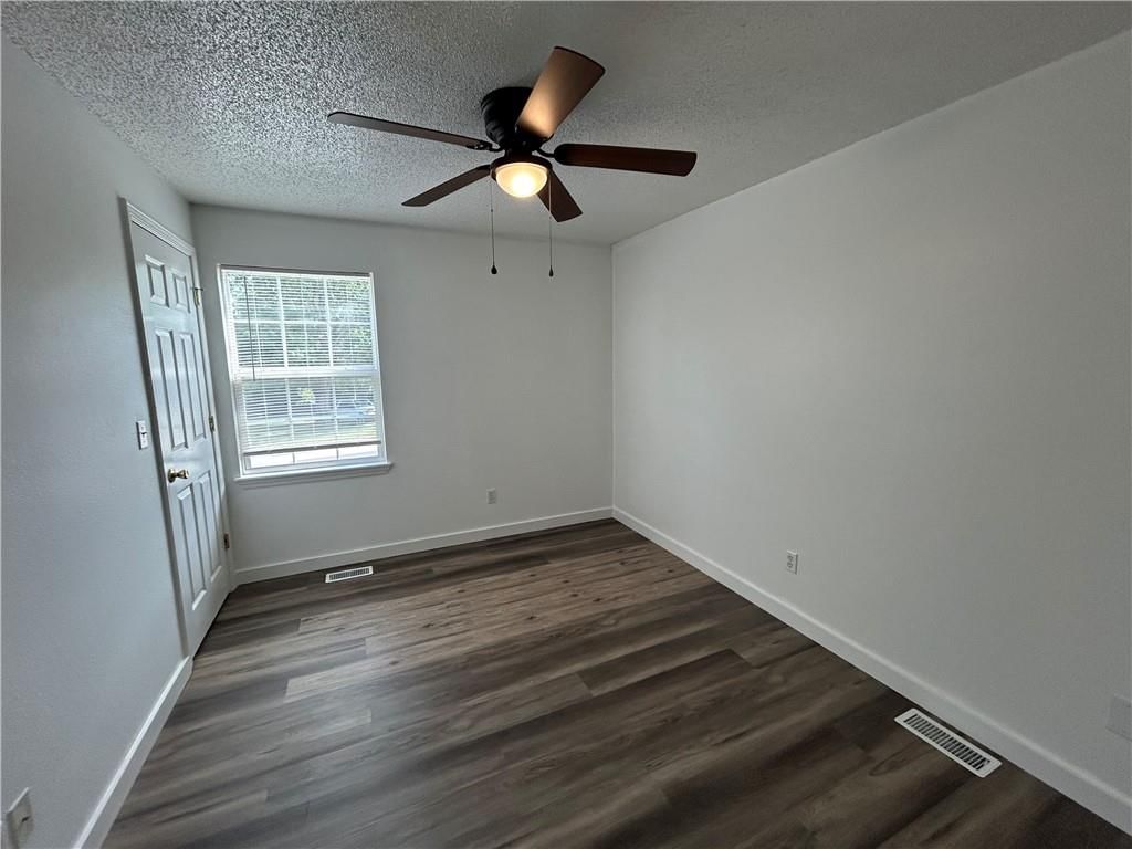 323 Hamilton Drive — photo 17