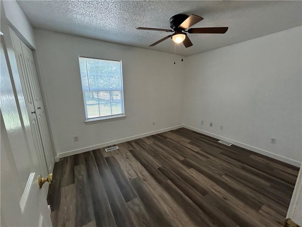 323 Hamilton Drive — photo 18