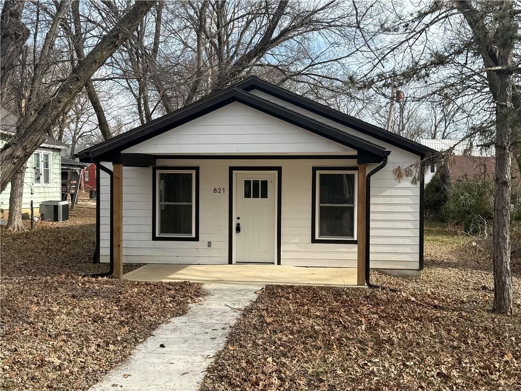 821 North Street — photo 16