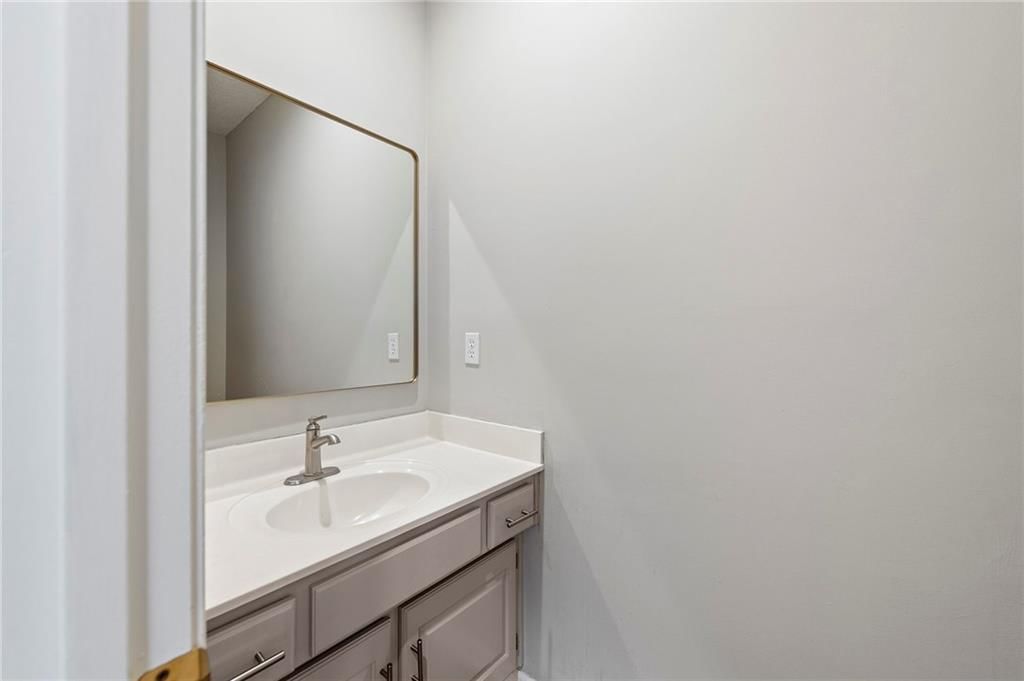 6650 NW MONTICELLO Drive — photo 16