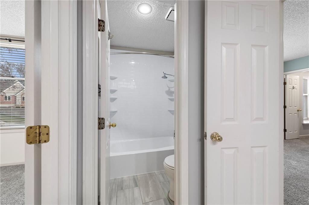 6650 NW MONTICELLO Drive — photo 40