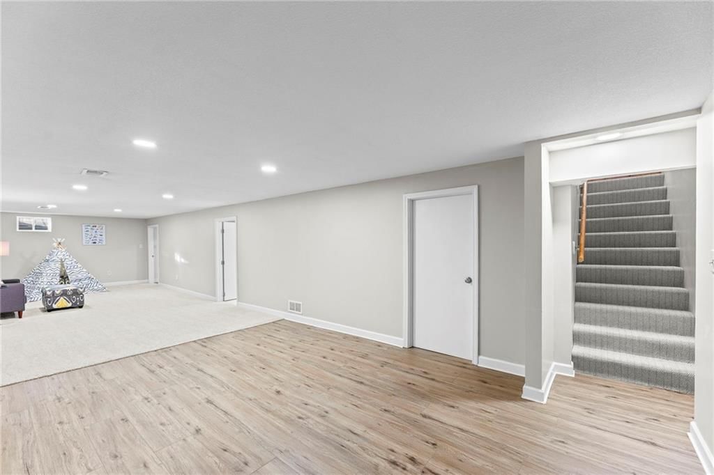 8534 Stearns Avenue — photo 19
