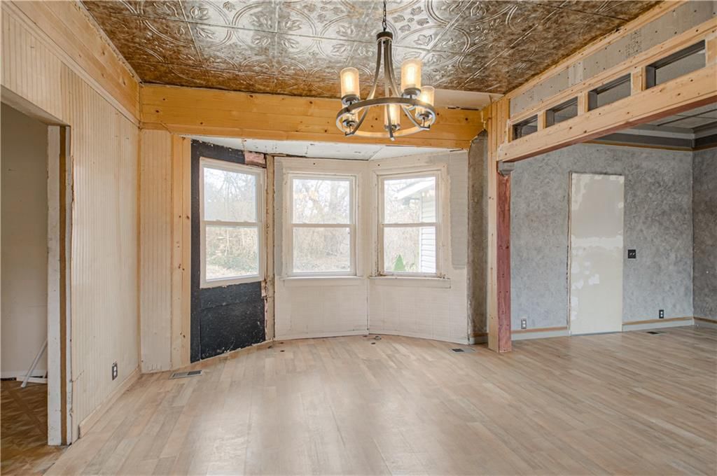 125 S Brookside Street — photo 8
