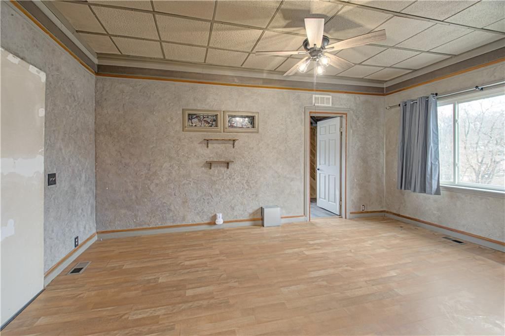 125 S Brookside Street — photo 12