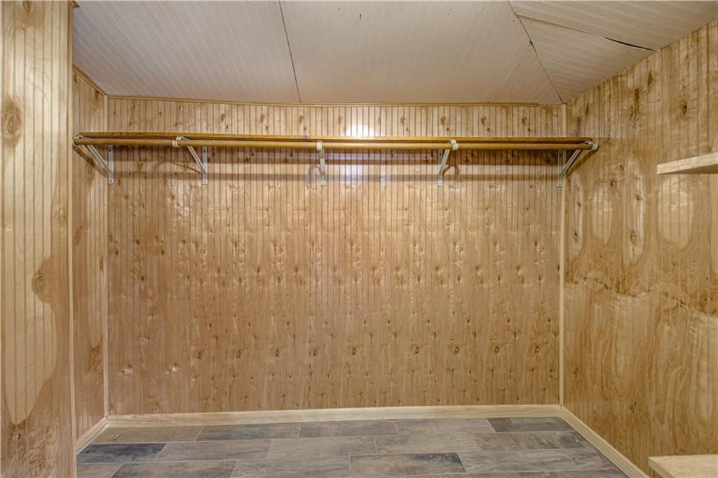 125 S Brookside Street — photo 17