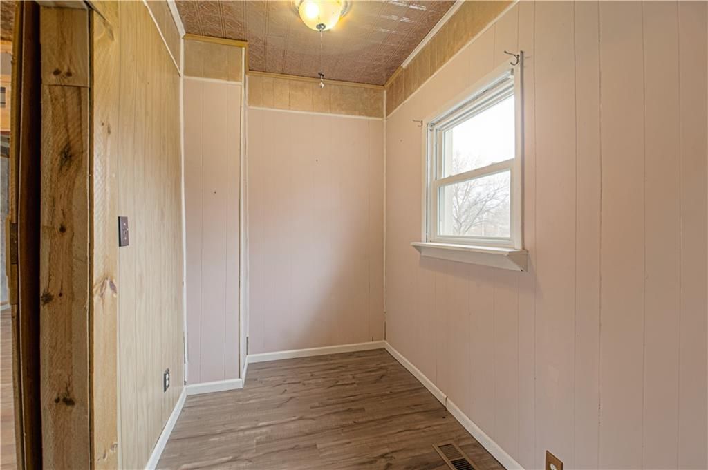 125 S Brookside Street — photo 18
