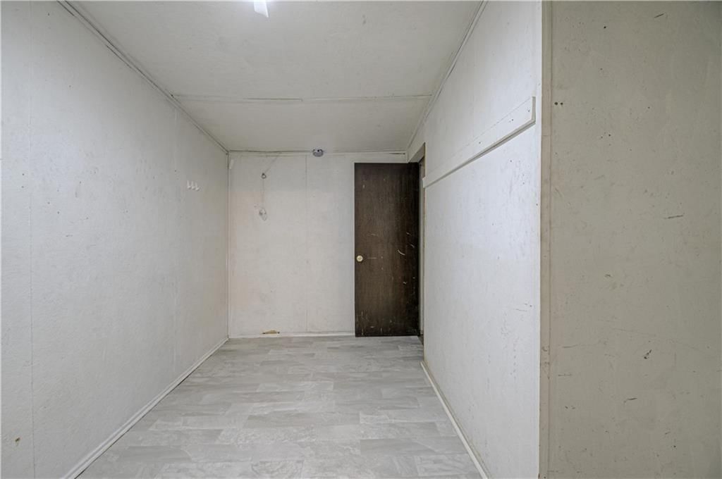 125 S Brookside Street — photo 20