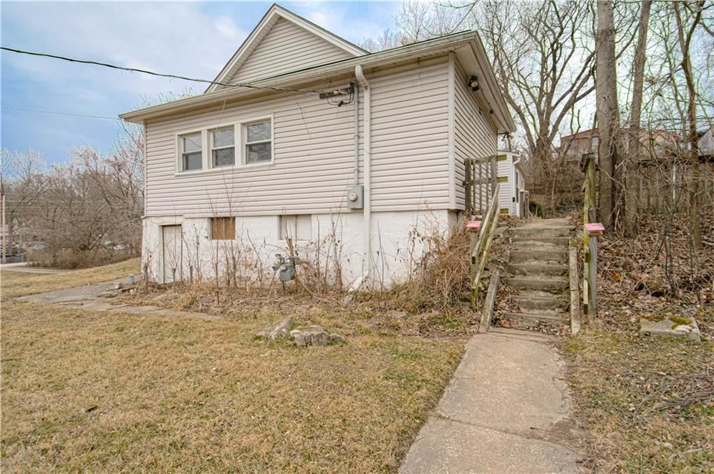 125 S Brookside Street — photo 26