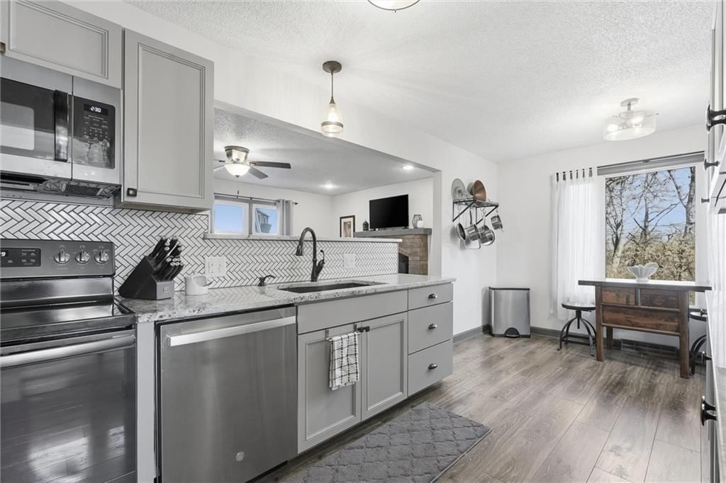 6757 N Garfield Avenue — photo 15