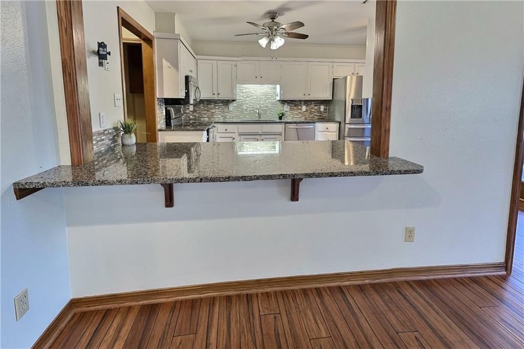 503 S Prewitt Street — photo 16