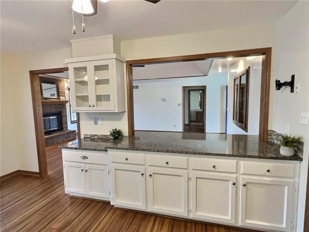 503 S Prewitt Street — photo 18