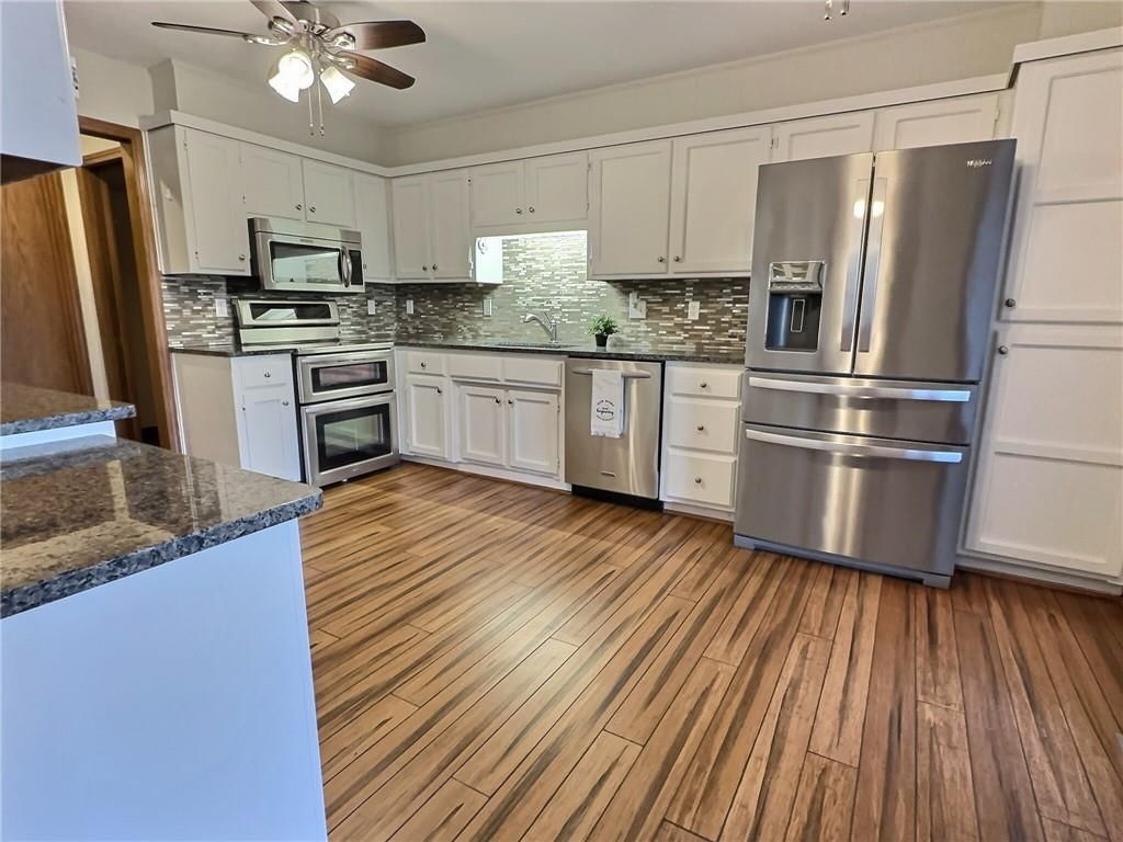 503 S Prewitt Street — photo 19