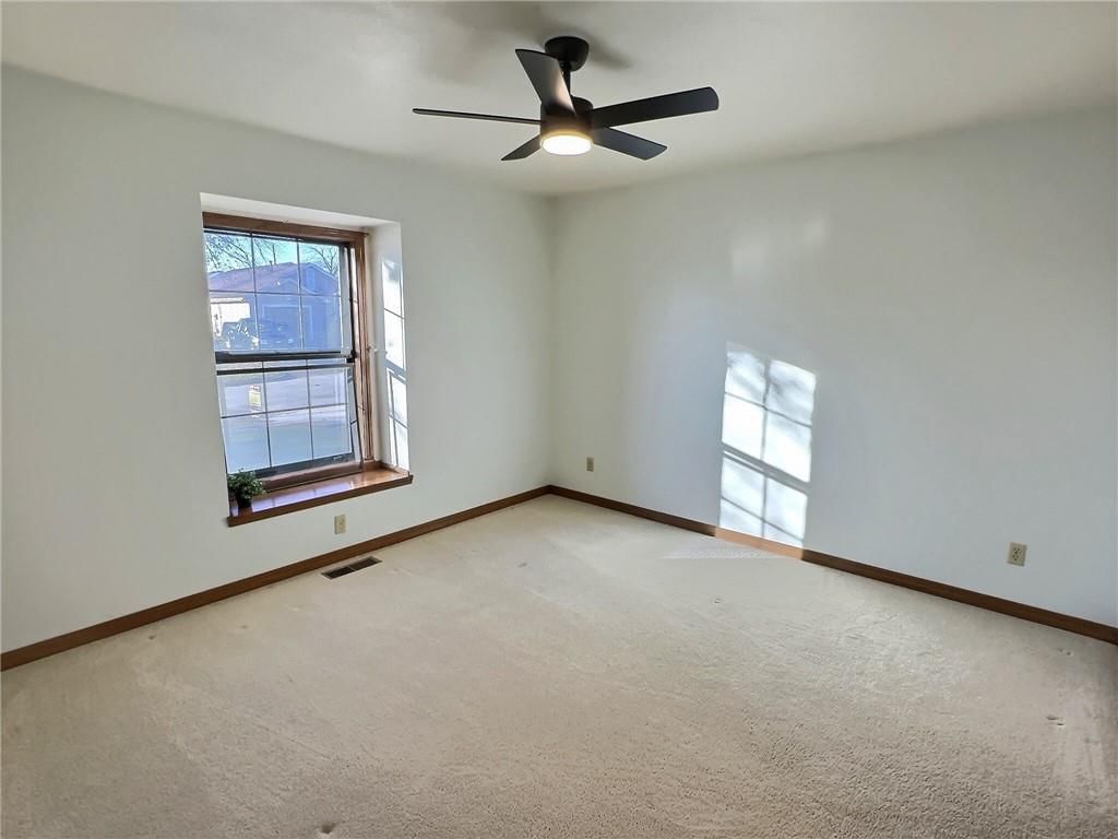 503 S Prewitt Street — photo 25