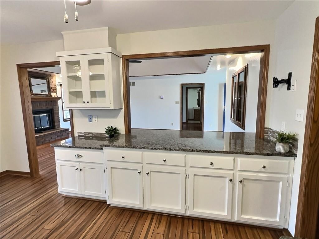 503 S Prewitt Street — photo 36