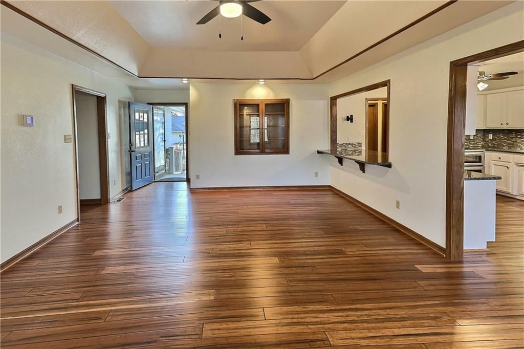 503 S Prewitt Street — photo 37