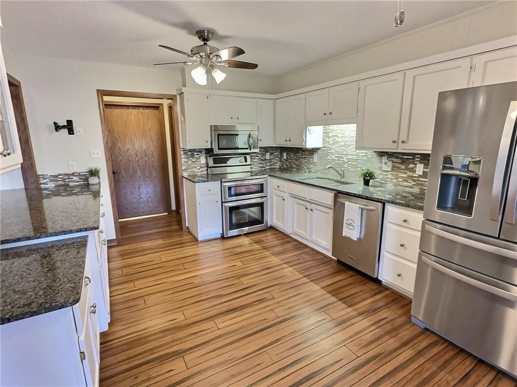 503 S Prewitt Street — photo 39
