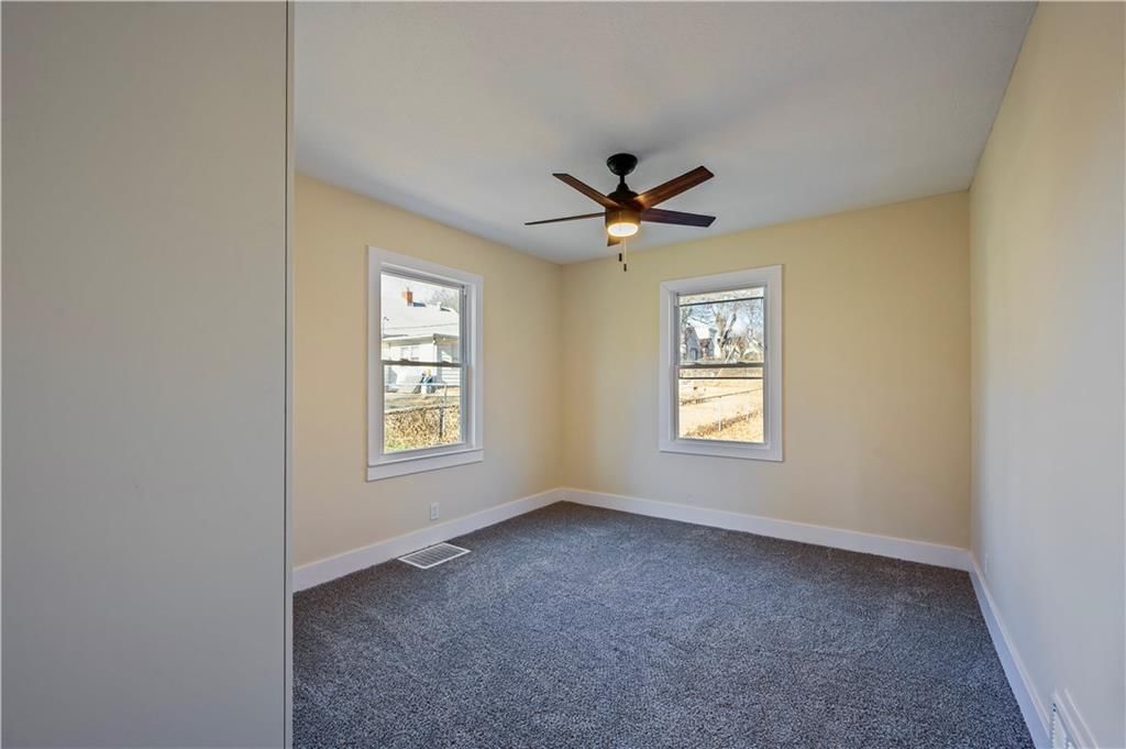 3826 Victory Drive — photo 10