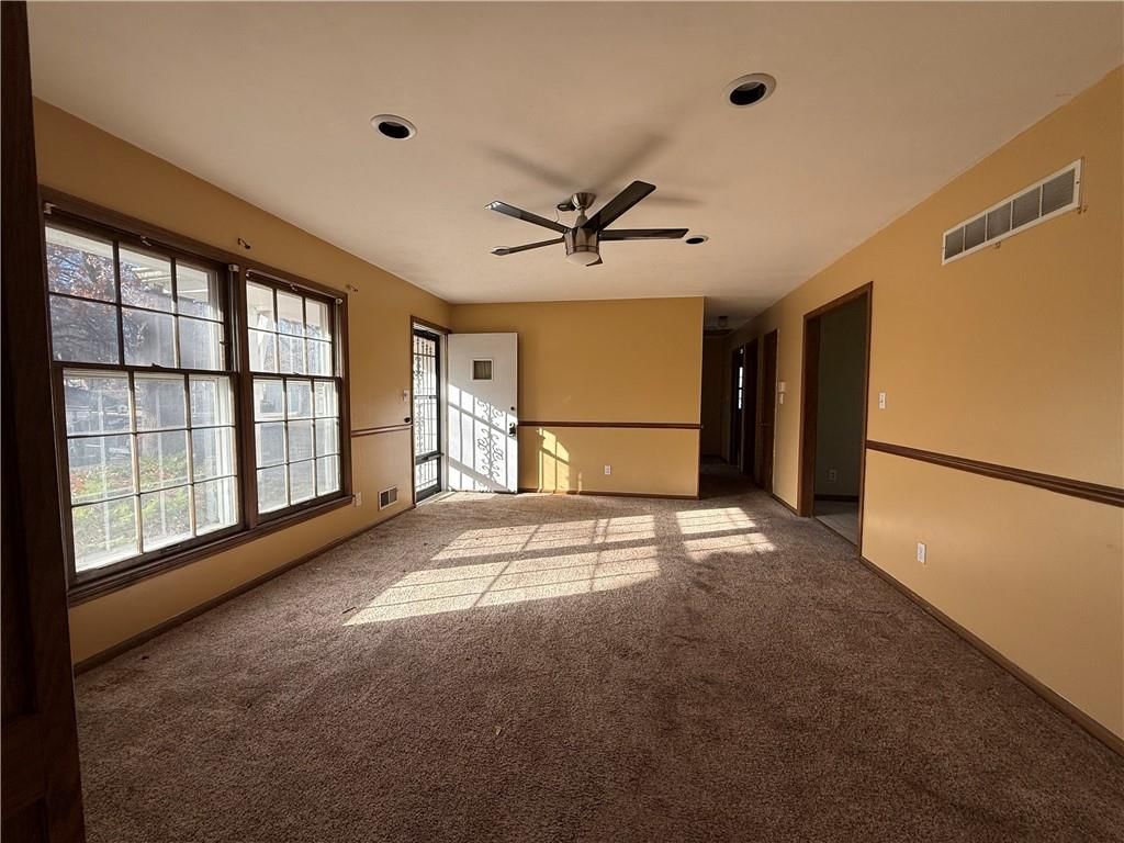 8200 E 104th Terrace — photo 16