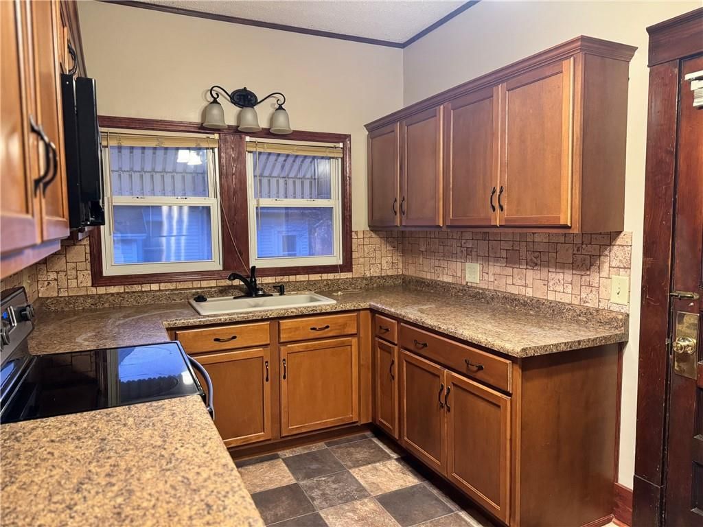 206 E Main Street — photo 6