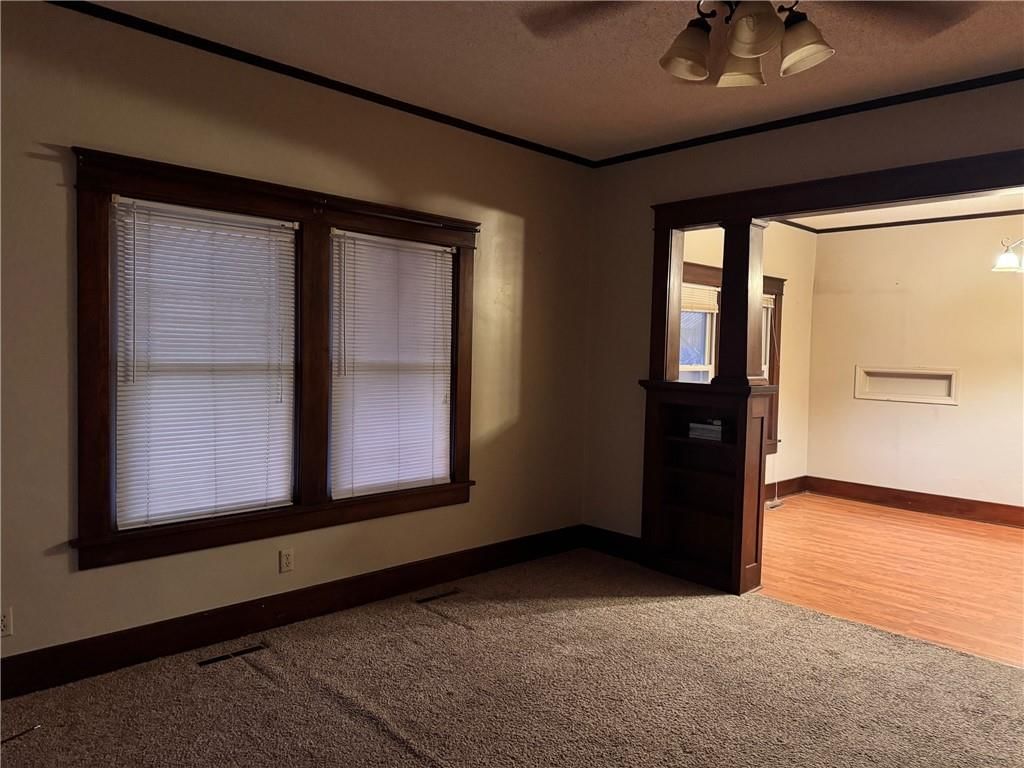 206 E Main Street — photo 9