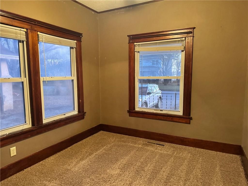 206 E Main Street — photo 10