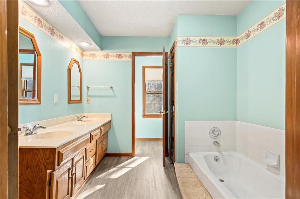 16318 W Briarwood Court — photo 22