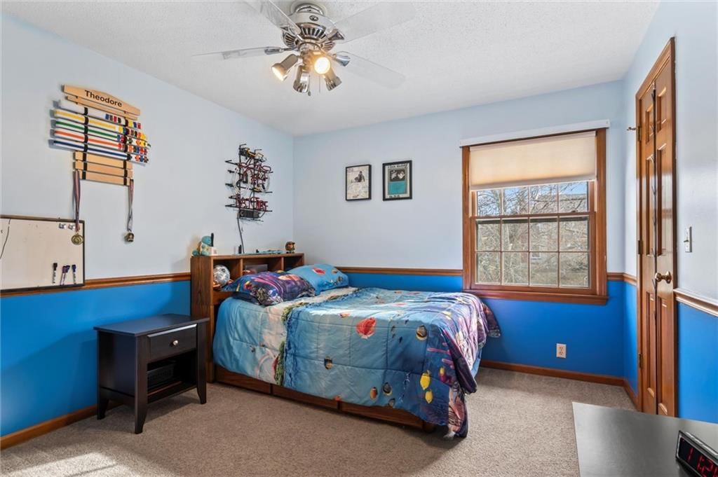 16318 W Briarwood Court — photo 25