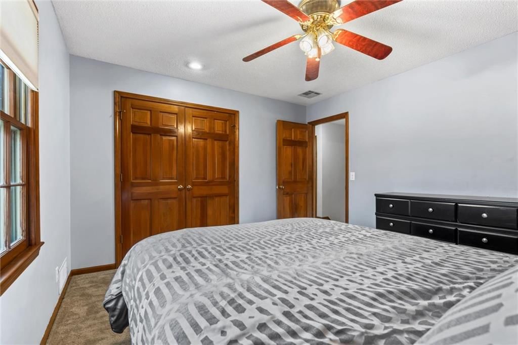 16318 W Briarwood Court — photo 29