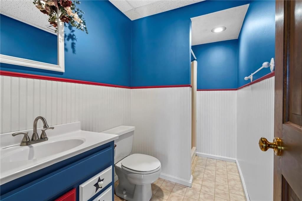 16318 W Briarwood Court — photo 35