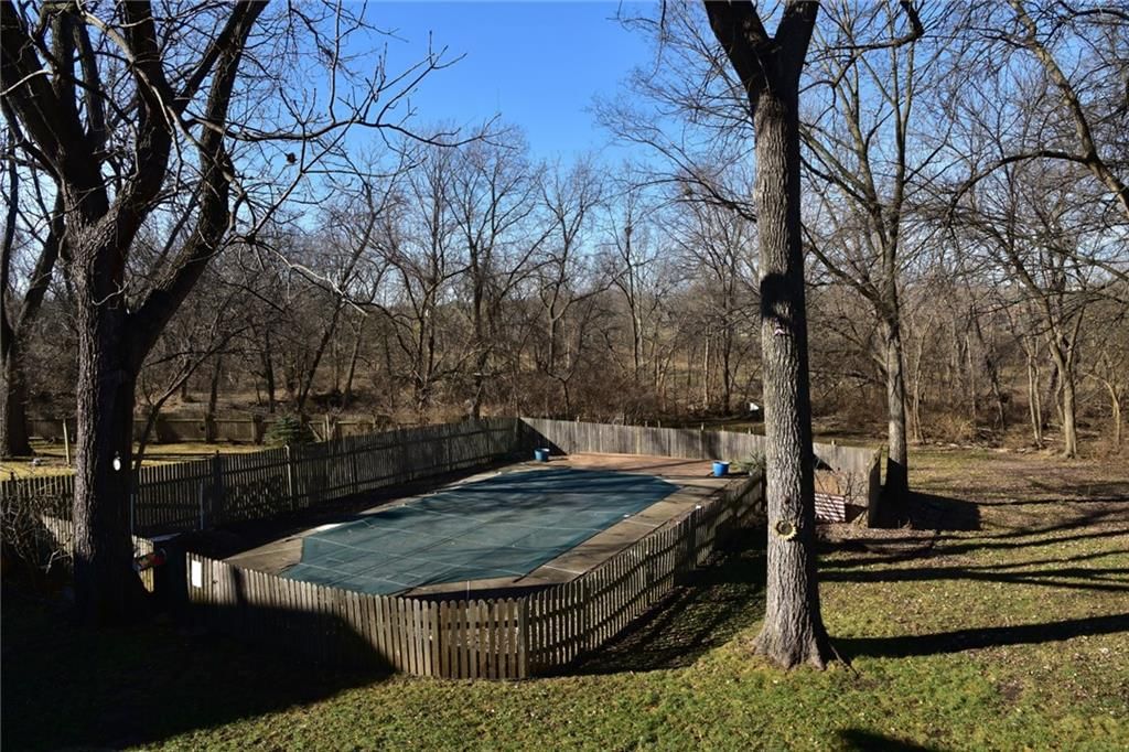 16318 W Briarwood Court — photo 40