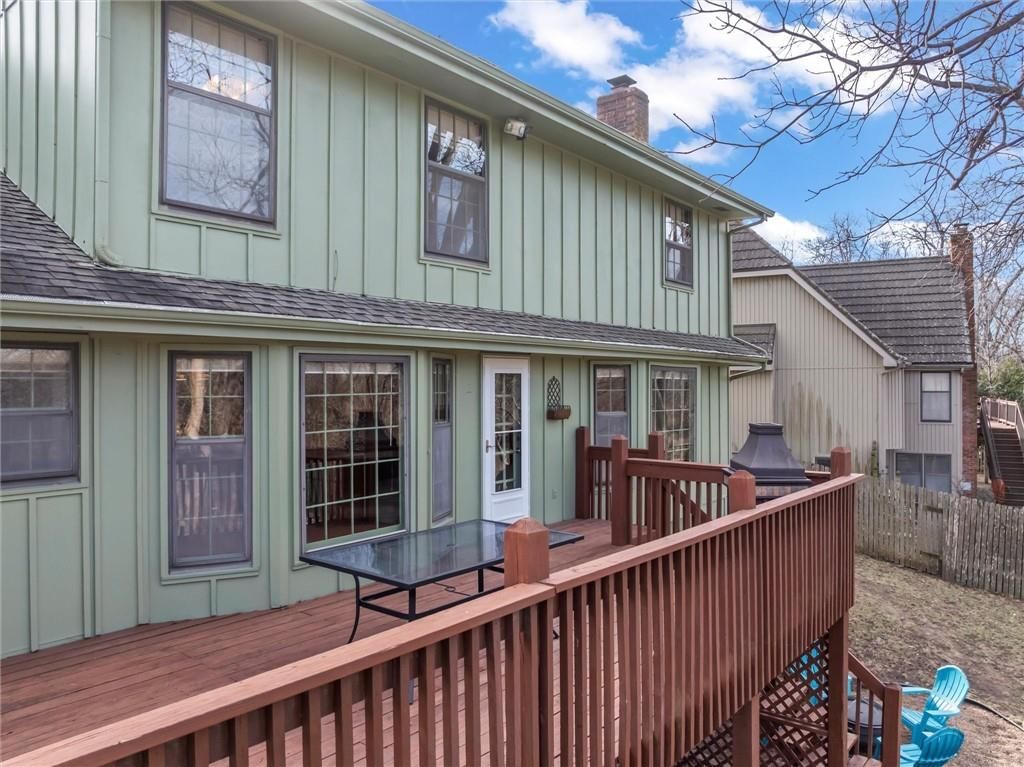 16318 W Briarwood Court — photo 44