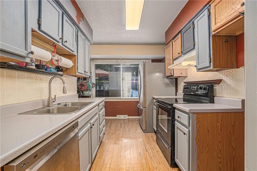 921 NE Locust Drive — photo 10